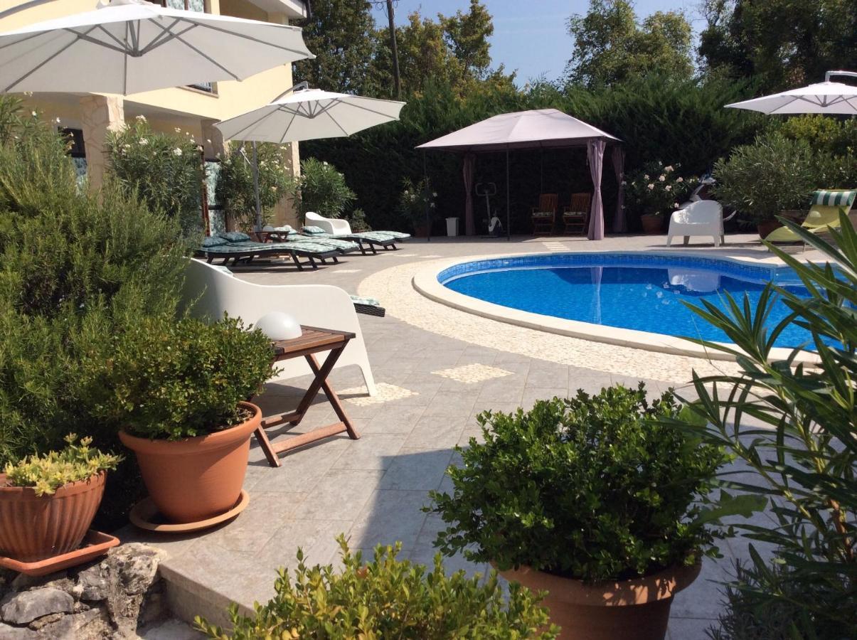 Elicriso Resort Rasopasno Exterior photo