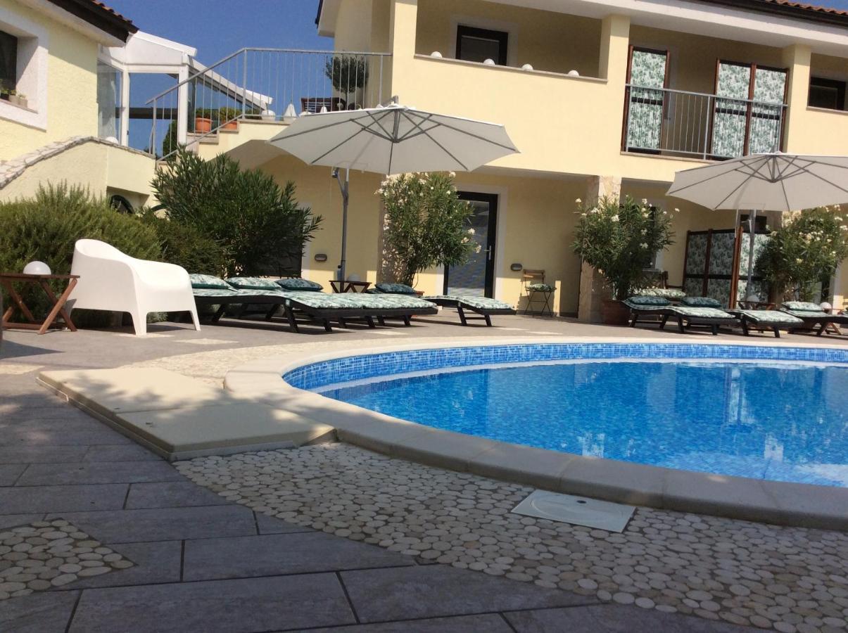 Elicriso Resort Rasopasno Exterior photo